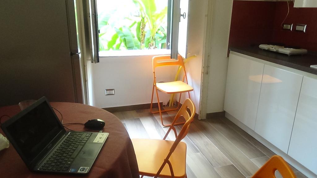 Bed And Breakfast Adduci'S House Rom Exteriör bild